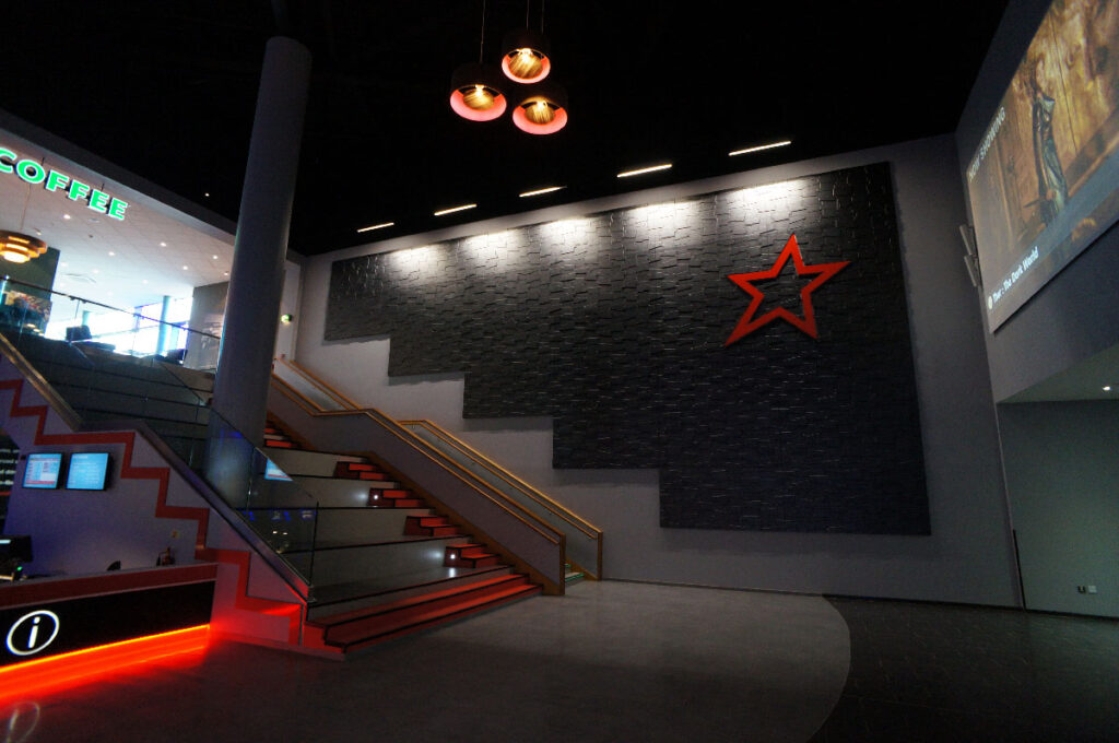 castleford cinema cineworld